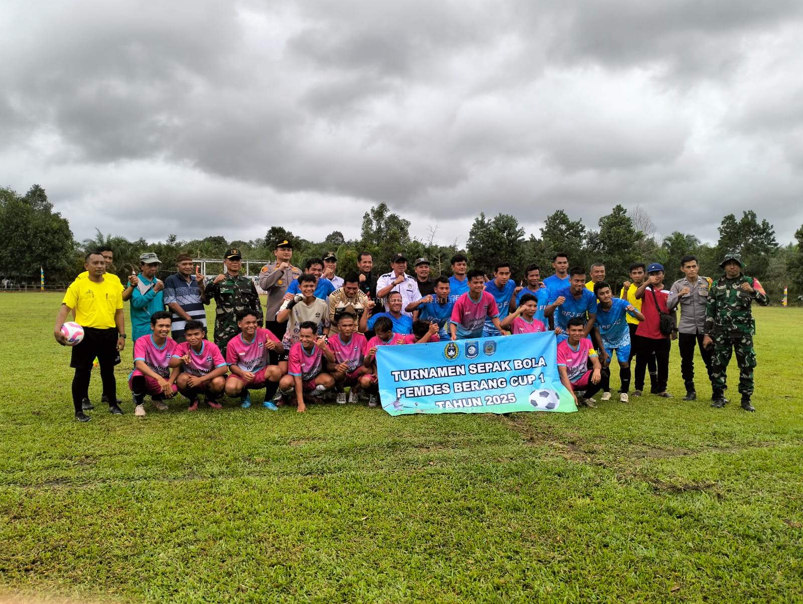 Pembukaan Tournament Sepak Bola PEMDES CUP I Tahun 2025